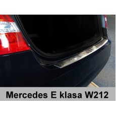 Ochranná lišta hrany kufru Mercedes Benz E W212 Sedan (01/2009 - 2013) 2/35661